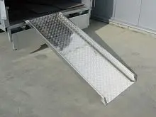 Алюминиевый настил просечно-профилированный 1000х250х40х2.5  Трап купить Балаково