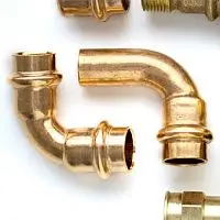 Латунный отвод муфтовый 25 мм купить Балаково